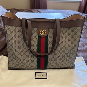 Gucci Ophidia GG Surpreme soft medium tote